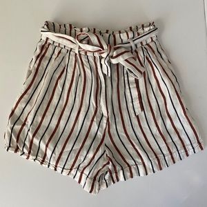 H&M paper bag belted stripped shorts